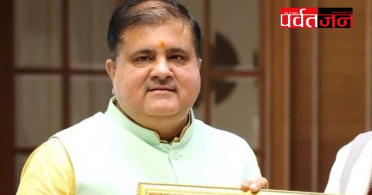 बड़ी खबर: फेसबुक पर की टिकट की टिकटिक तो नपेंगे नेताजी । महेंद्र भट्ट की दो टूक