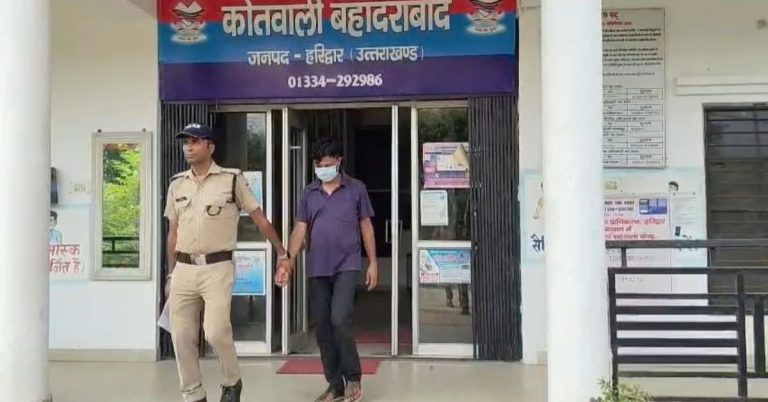 क्राइम: चार साल से बीमार थी पत्नी। पति ने किया कुछ ऐसा सुनकर उड़ जाएंगे आपके होश 