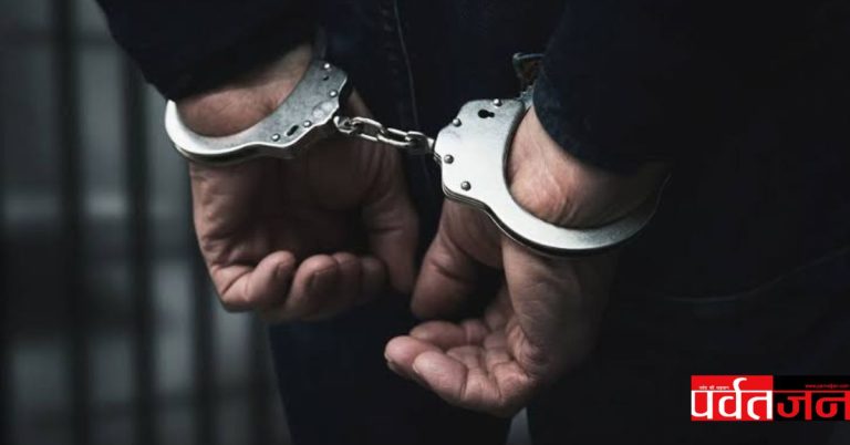 ब्रेकिंग: पूर्व मुख्य सचिव रामस्वामी का बेटा यशवर्धन लाखों की ठगी मामले में गिरफ्तार