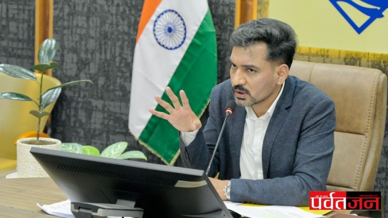 कलेक्ट्रेट में शिकायतों का अंबार: जमीन कब्जे, अतिक्रमण और फर्जीवाड़े के छाए मामले