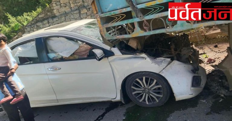 हादसा: ब्रहमखाल के पास ब्लॉक प्रमुख पुरोला की कार दुर्घटनाग्रस्त, हेली एम्बुलेंस से भेजा दून