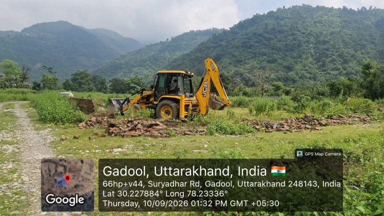 एक्शन: एमडीडीए वीसी बंशीधर तिवारी के आदेशों पर 150 बीघा जमीन पर अवैध प्लॉटिंग पर चला बुलडोजर