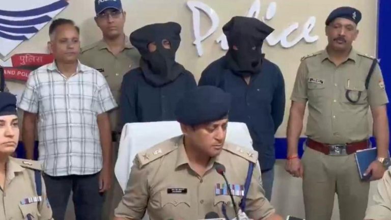 ब्रेकिंग: NEET UG फर्जी सर्टिफिकेट मामले में SIT ने दो आरोपियों को दबोचा; 45 लाख में हुआ था सौदा!