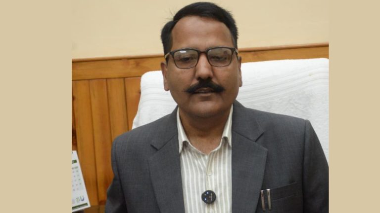 बड़ी खबर : अपराधियों पर डीएम का शिकंजा, दो आरोपी छह माह के लिए जिला बदर
