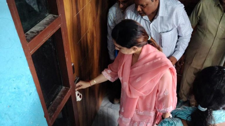 एक्शन :देहरादून में बिना पंजीकरण चल रहा मदरसा सील, दो अन्य संचालकों से लिया शपथ-पत्र