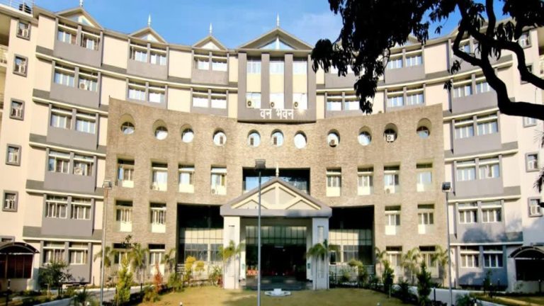 बड़ी खबर : 5 IFS अधिकारियों के तबादले,जानिए किसको भेजा कहाँ?