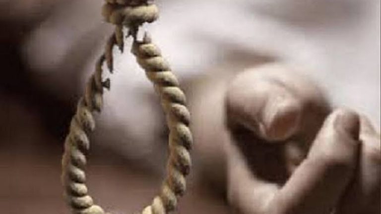भाई ने रील बनाने पर टोका ,नाबालिग बहन ने की आत्महत्या