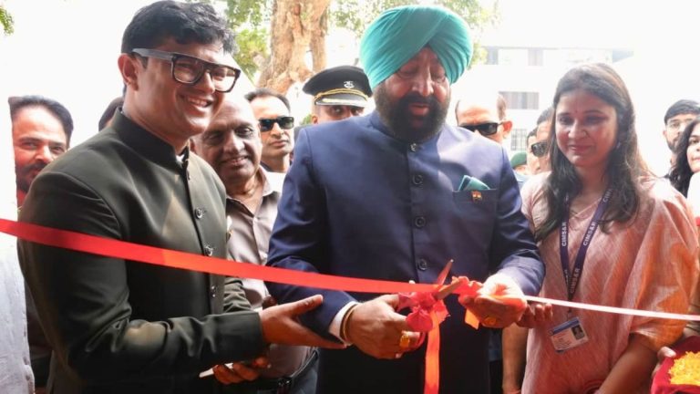 सीआईएमएस कॉलेज में युवा संवाद: नशामुक्त युवा ही विकसित भारत की ताकत